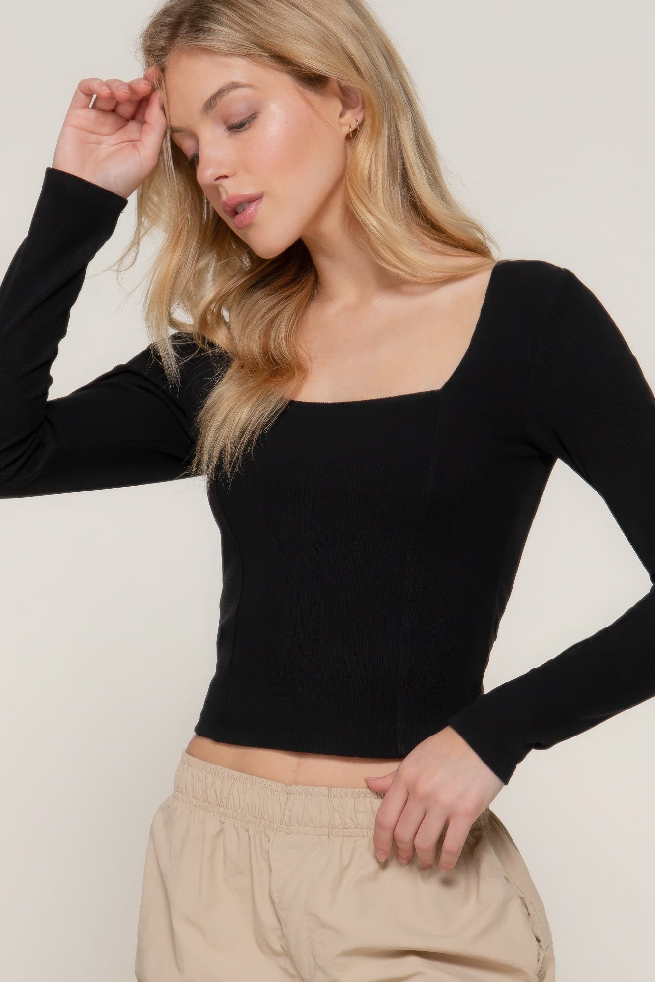 Long sleeve sweetheart knit top