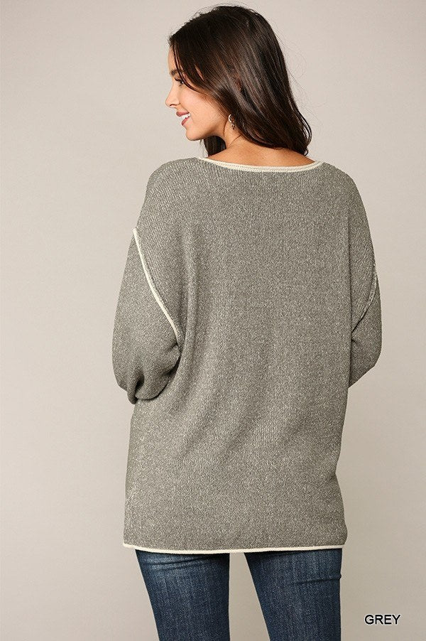 Two-tone Round Neck Sweater