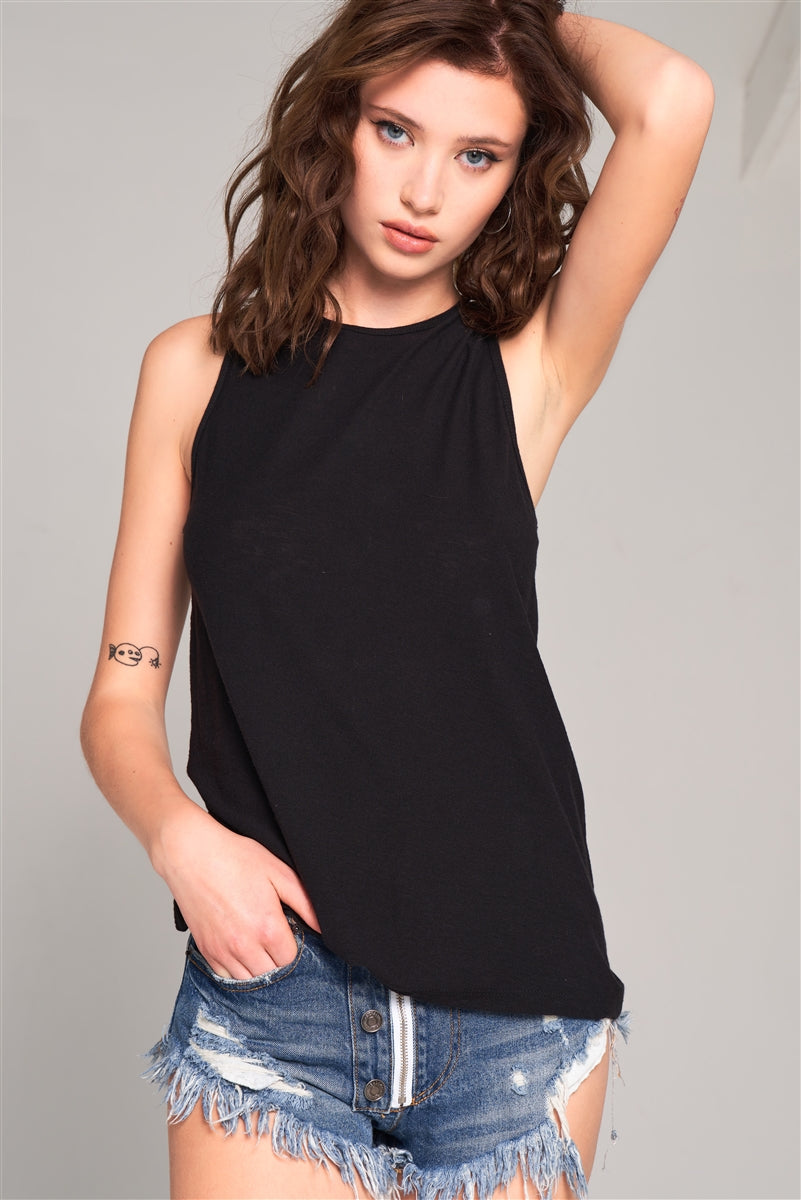 Sleeveless Crew Neck Cut-out Top