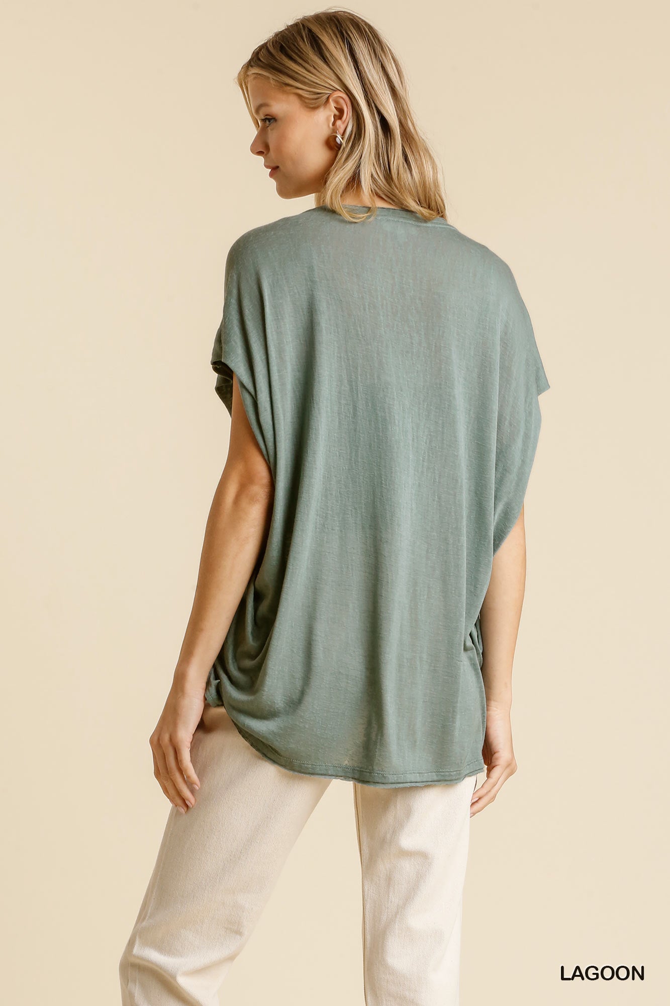 DOLMAN SLEEVE SCOOP NECK TOP