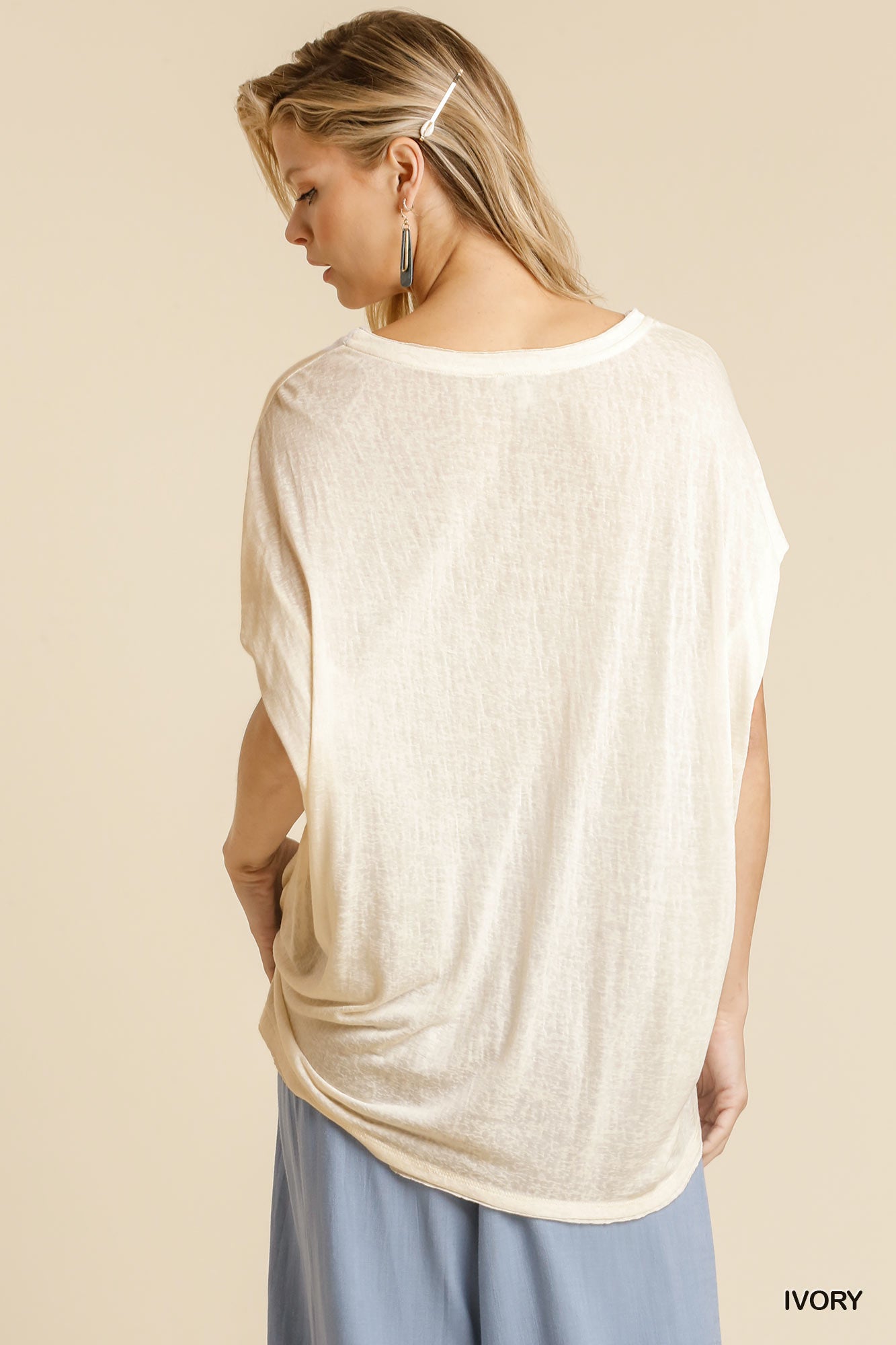 DOLMAN SLEEVE SCOOP NECK TOP